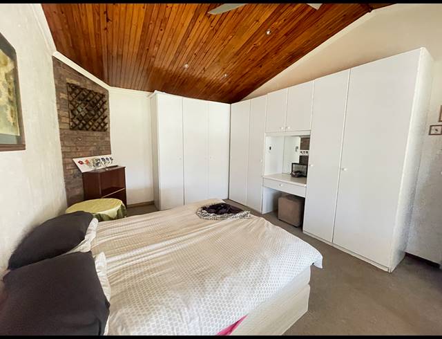 8,565M² FARM FOR SALE IN PRESIDENT PARK